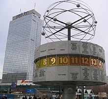 Weltzeituhr Berlin Alexanderplatz Image